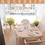 Lägenhet Joli 2 Pieces A 200m Des Plages Avec Terrasse Et Parking - Fr-1-338-163