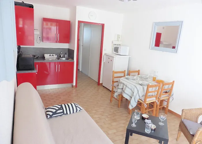 Joli 2 Pièces à 200m Des Plages Avec Terrasse Et Parking - Fr-1-338-163 * Sète